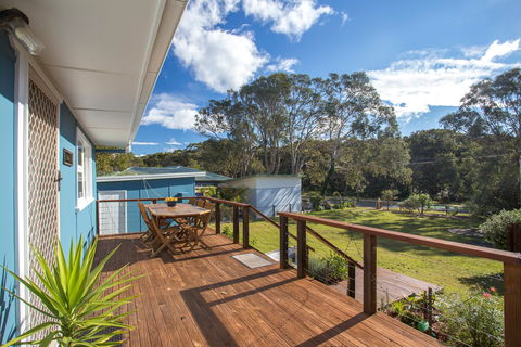 Retro Cottage - ACT Tourism 1