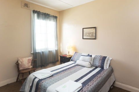 Southern Railway Hotel - ACT Tourism 2