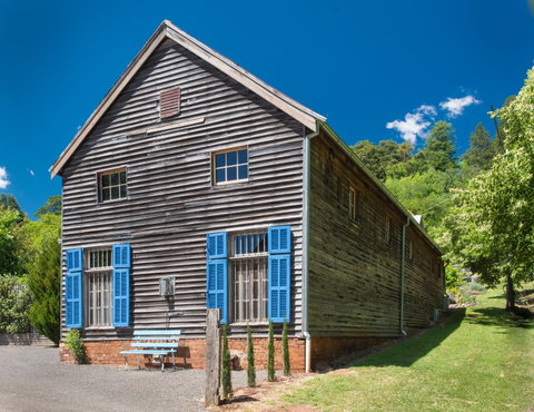 The Barn - ACT Tourism 0