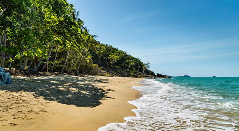 Trinity Beach Palace - ACT Tourism 0