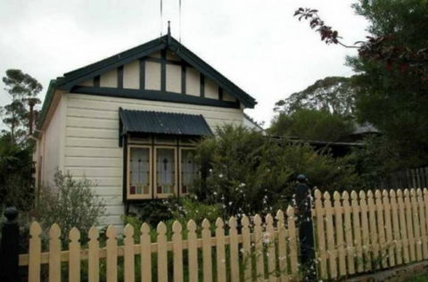 Tugin Cottage - ACT Tourism 0