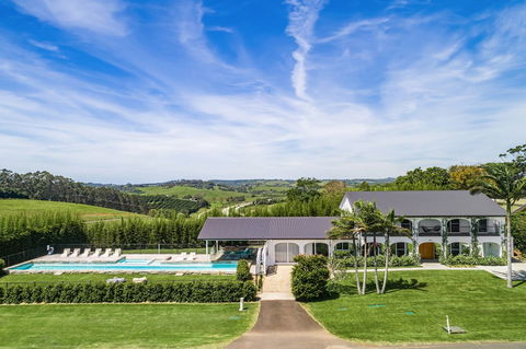 Villa St Helena - ACT Tourism 2