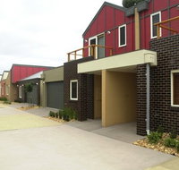 The Lakes Apartments - ACT Tourism