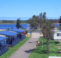 Waters Edge Holiday Park - ACT Tourism