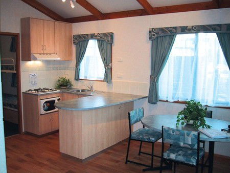 Cowes Caravan Park - ACT Tourism 5