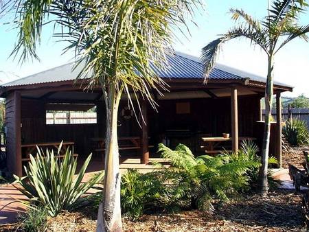 Prom Port Cottages - ACT Tourism 2