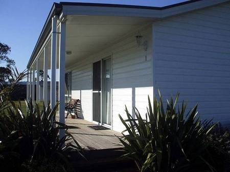 Prom Port Cottages - ACT Tourism 3