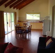 Fish Creek Farmview Cottages - ACT Tourism
