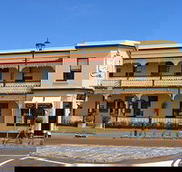 Seaview House - ACT Tourism