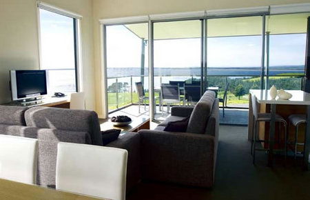 Silverwater Resort - ACT Tourism 1