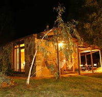 Wombat Hills Cottages - ACT Tourism
