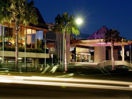 Travelodge Bankstown - ACT Tourism 0