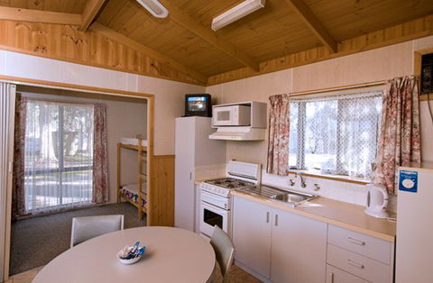 Shady Acres Caravan Park Ballarat - ACT Tourism 4
