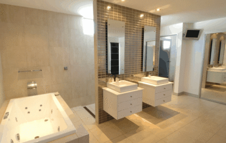 Alex Beach House - ACT Tourism 4