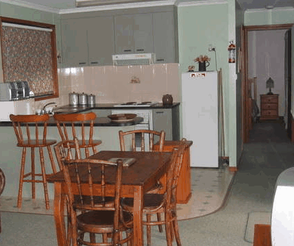 Ribbonwood Cottages - ACT Tourism 1