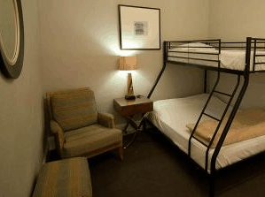 Home Backpackers - ACT Tourism