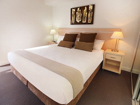 Oaks Festival Towers - ACT Tourism 1