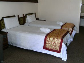 Molly Morgan Motor Inn - ACT Tourism 3