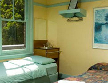 Highfield Private Hotel - ACT Tourism 3