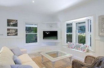 Ayesha's Luxury Beach House - ACT Tourism 4