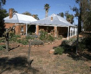 Avondale Discovery Farm - ACT Tourism 0