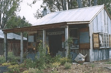 The Slab Hut Samford Art & Craft - ACT Tourism 1