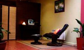 Retreat In The Suburbs - ACT Tourism 0