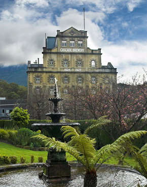 Cascade Brewery Tour - ACT Tourism 1