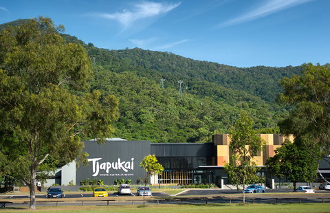 Tjapukai Aboriginal Cultural Park - ACT Tourism 3