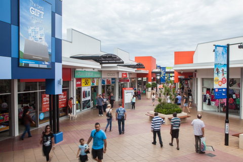 Harbour Town Adelaide - ACT Tourism 2