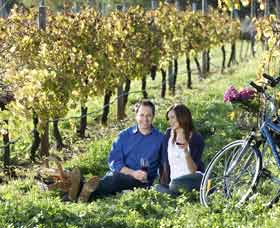 Swan Valley Heritage Cycle Trail - ACT Tourism 0