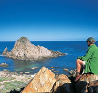 Sugarloaf Rock - ACT Tourism