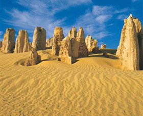 Pinnacles - ACT Tourism 0