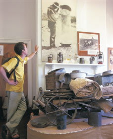 Goldfields Exhibition Museum - ACT Tourism 0