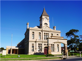 Historic Wallaroo Town Walk - ACT Tourism 0