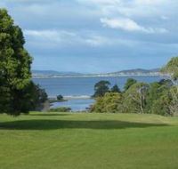 Kingston Beach Golf Club - ACT Tourism