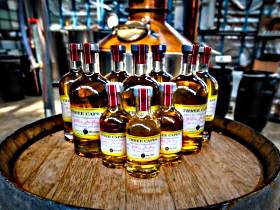 William McHenry And Sons Distillery - ACT Tourism 0