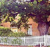 Oak Lodge - ACT Tourism