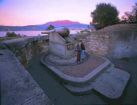 Kangaroo Bluff Historic Site - ACT Tourism 0