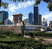 Former Victoria Bridge Abutment Memorial - ACT Tourism