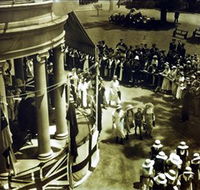 UQ Fryer Library - ACT Tourism