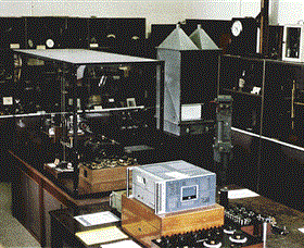 UQ Physics Museum - ACT Tourism