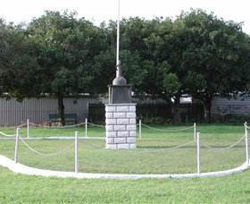 Pinkenba War Memorial - ACT Tourism 0