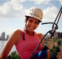 Kangaroo Point Cliffs - ACT Tourism