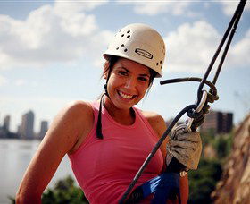 Kangaroo Point Cliffs - ACT Tourism 0