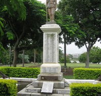 Mowbray Park and East Brisbane War Memorial - ACT Tourism