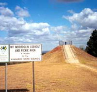 Mount Wooroolin - ACT Tourism