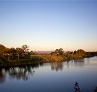 Lake Wivenhoe - ACT Tourism