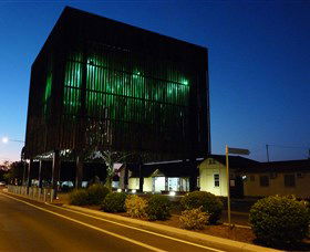 Tree Of Knowledge Memorial - ACT Tourism 0