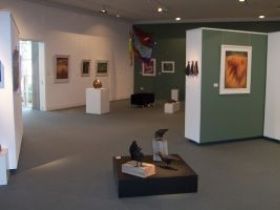 Warwick Art Gallery - ACT Tourism 0